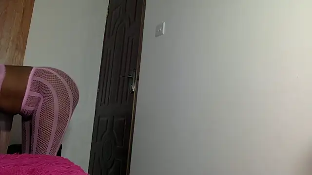 Rose berry online show from February 28, 3:26 pm