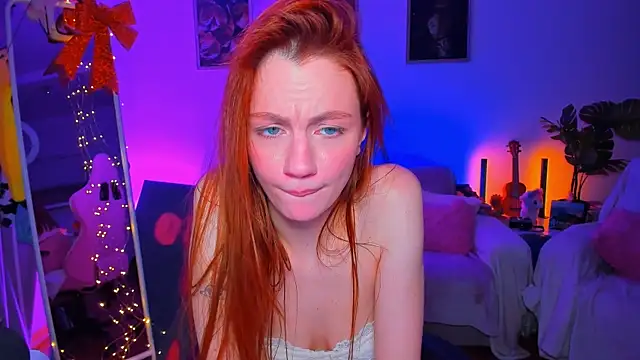 Alyssa Smitt online show from March 19, 3:52 am