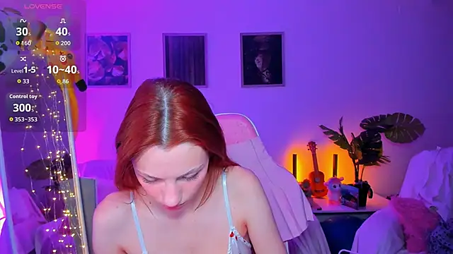 Alyssa Smitt online show from November 23, 12:32 am