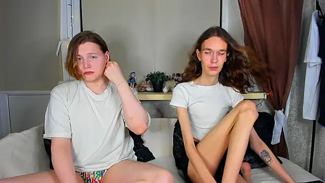 Snapshot of Calvin_and_Kevin chatting on October 8, 11:57 pm Calvin and Kevin online show from October 8, 11:57 pm