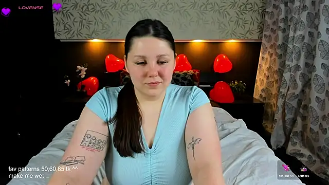 Ruth Oliver online show from February 22, 2:52 pm