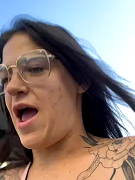 SafeinouterSpace online show from November 30, 10:25 pm