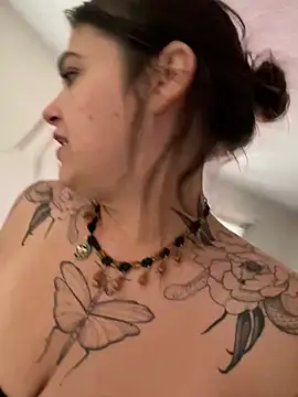 SafeinouterSpace online show from January 11, 8:58 pm