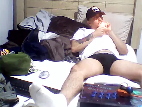 Terry Bogardd online show from December 19, 5:36 am