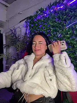 Ady 18 online show from February 4, 12:08 am