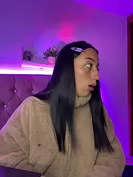 Ady 18 online show from March 3, 11:46 pm