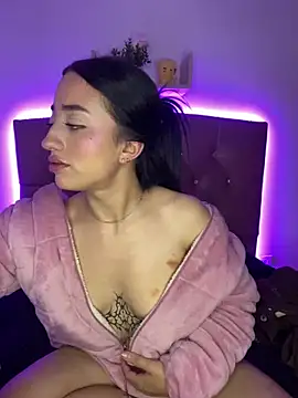 Ady 18 online show from March 14, 11:53 pm