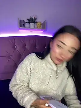 Ady 18 online show from March 16, 1:07 am