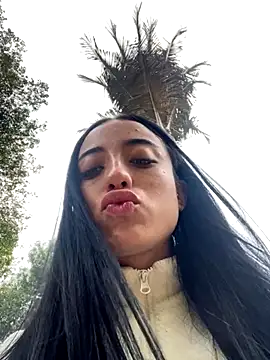 Ady 18 online show from September 14, 4:39 pm