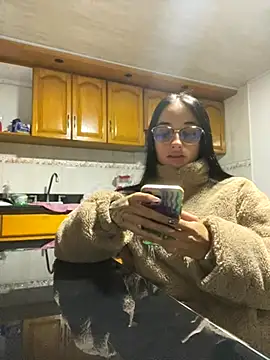 Ady 18 online show from October 28, 12:36 am