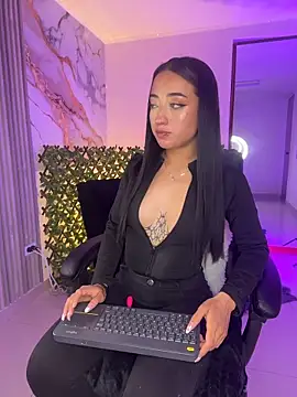 Ady 18 online show from March 25, 5:08 pm