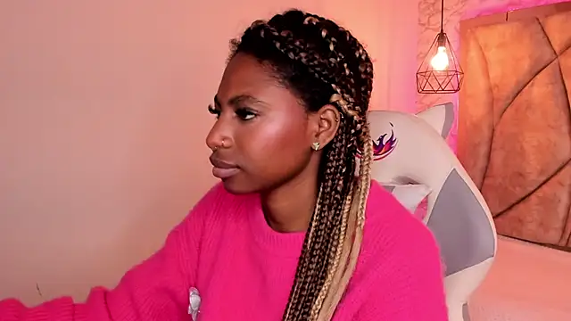 Queen perla  online show from January 27, 3:18 pm