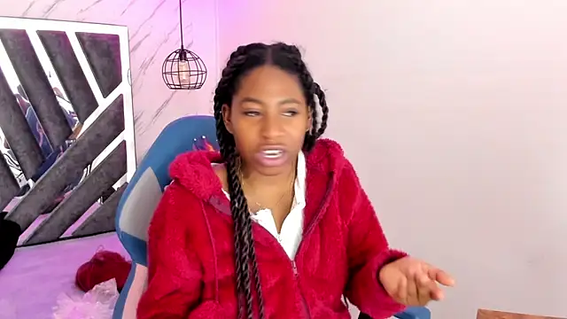 Queen perla  online show from November 14, 11:42 am