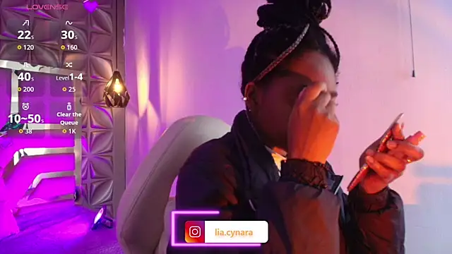 Queen perla  online show from February 18, 12:01 pm