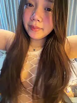 Hotellinh12 online show from April 16, 11:11 am