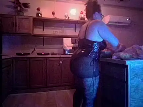 Milfshakecafe online show from January 8, 2:46 am