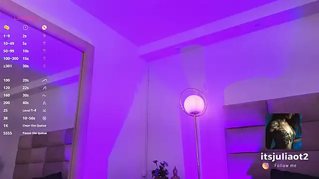 mssjulia online show from January 18, 12:24 am