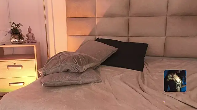 mssjulia online show from January 22, 12:27 am