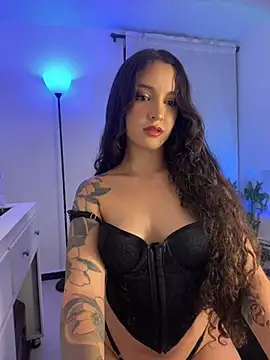 mssjulia online show from March 6, 12:32 am