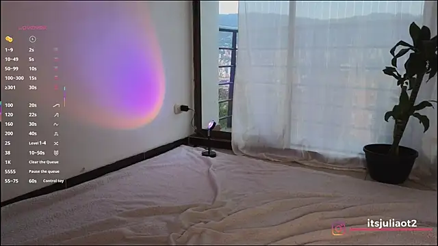 mssjulia online show from September 10, 10:54 pm