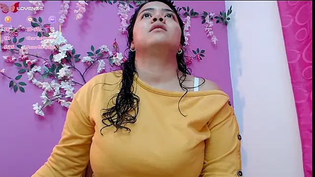 Watagatapitusberry1 online show from March 7, 1:20 am