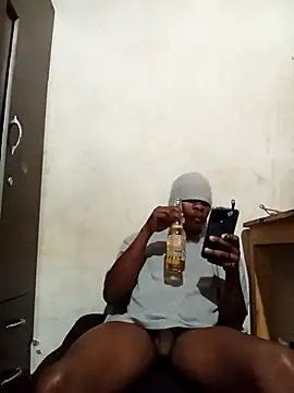 Uncletee112 online show from October 4, 8:51 pm