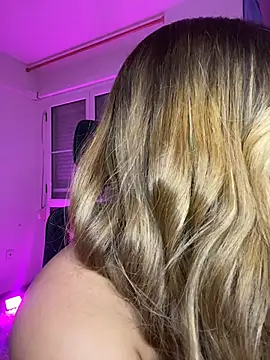 Agnescruzz online show from March 15, 5:08 pm