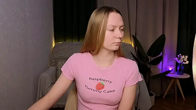 CarolynCohen   online show from January 17, 1:57 am