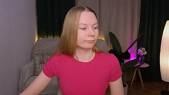 CarolynCohen   online show from February 24, 2:08 am