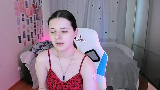 Vanessa Verona online show from March 10, 11:42 am