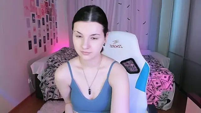 Vanessa Verona online show from March 22, 5:39 am