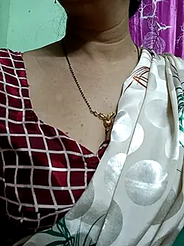 Rosy-B online show from February 11, 10:15 pm