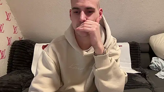 Cookieboy88 online show from February 5, 9:07 pm