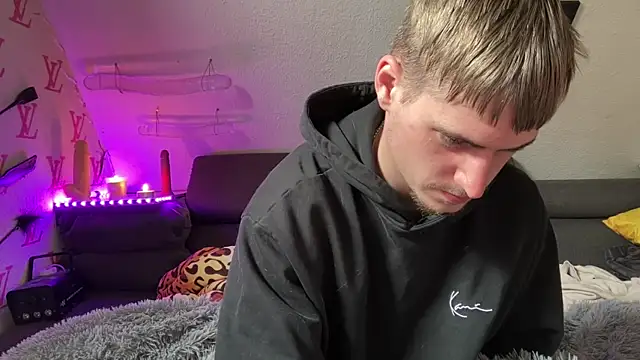 Cookieboy88 online show from April 24, 8:28 am