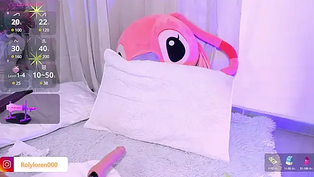 Snapshot of RolyLoren chatting on February 8, 3:30 am RolyLoren online show from February 8, 3:30 am