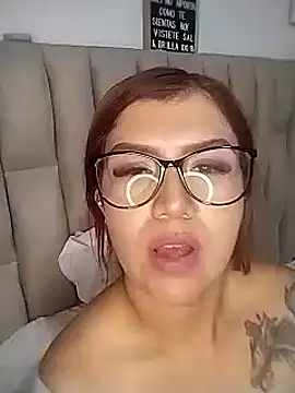 Snapshot of AriaRusso chatting on December 22, 8:47 pm AriaRusso online show from December 22, 8:47 pm