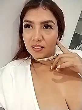 Snapshot of AriaRusso chatting on January 29, 1:58 am AriaRusso online show from January 29, 1:58 am