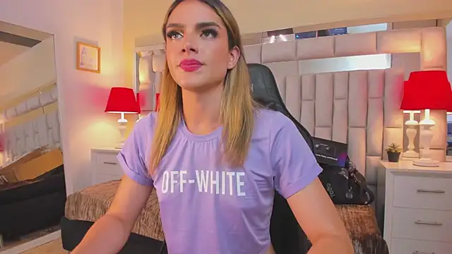 mariiahneedles online show from December 28, 3:58 am