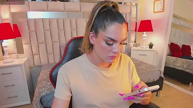 mariiahneedles online show from February 4, 3:54 am