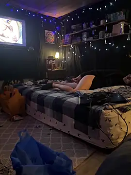 Snapshot of spundaddylive chatting on November 4, 7:18 am spundaddylive online show from November 4, 7:18 am