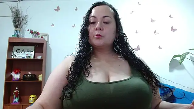 Aleia Taylor online show from July 29, 9:35 pm