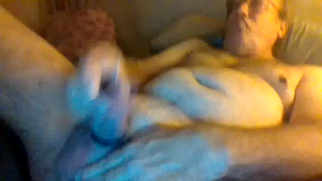 Snapshot of hornyrich69 chatting on July 19, 3:21 am hornyrich69 online show from July 19, 3:21 am