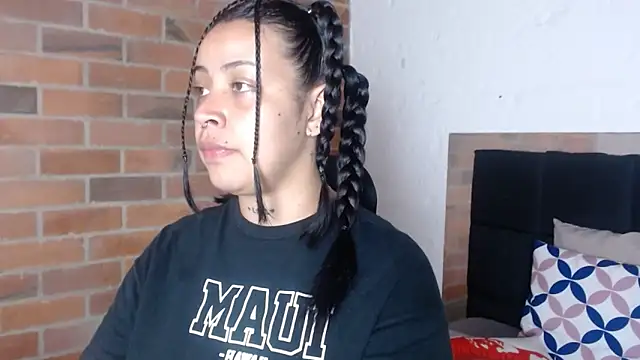 salome  hills1 online show from February 20, 6:52 pm