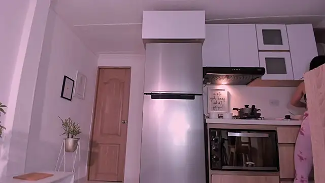 Snapshot of DannaHyde chatting on March 11, 11:15 pm DannaHyde online show from March 11, 11:15 pm