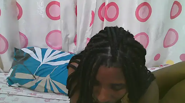 Snapshot of hot_dijah chatting on March 2, 7:45 pm hot dijah online show from March 2, 7:45 pm