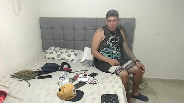 Snapshot of 69_anal_hard chatting on March 9, 9:46 pm 69 anal hard online show from March 9, 9:46 pm