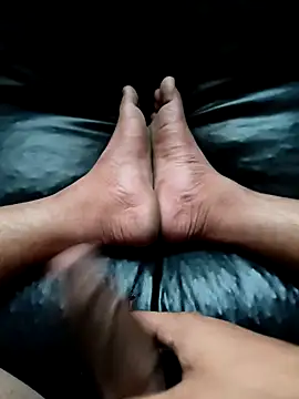 Snapshot of Village_0boy chatting on November 11, 11:10 am Village 0boy online show from November 11, 11:10 am