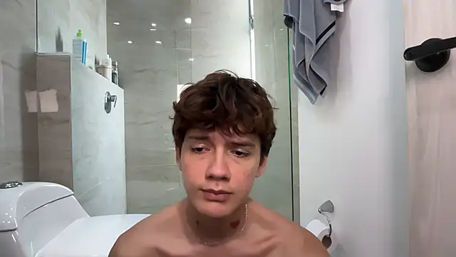 Snapshot of badboy_one_ chatting on June 17, 3:13 pm badboy one online show from June 17, 3:13 pm
