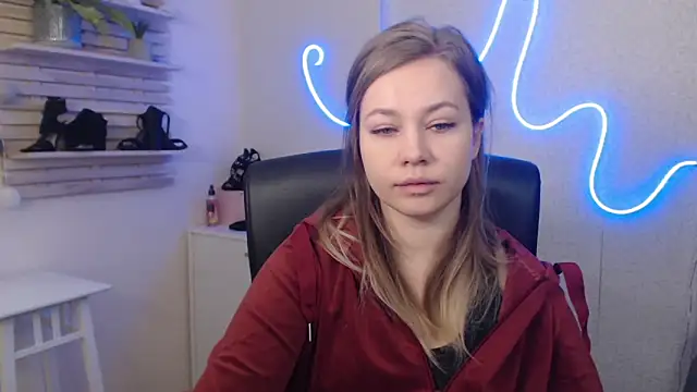 holly xglam online show from January 20, 4:32 am