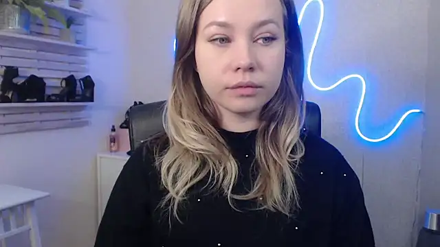 holly xglam online show from January 22, 3:20 am